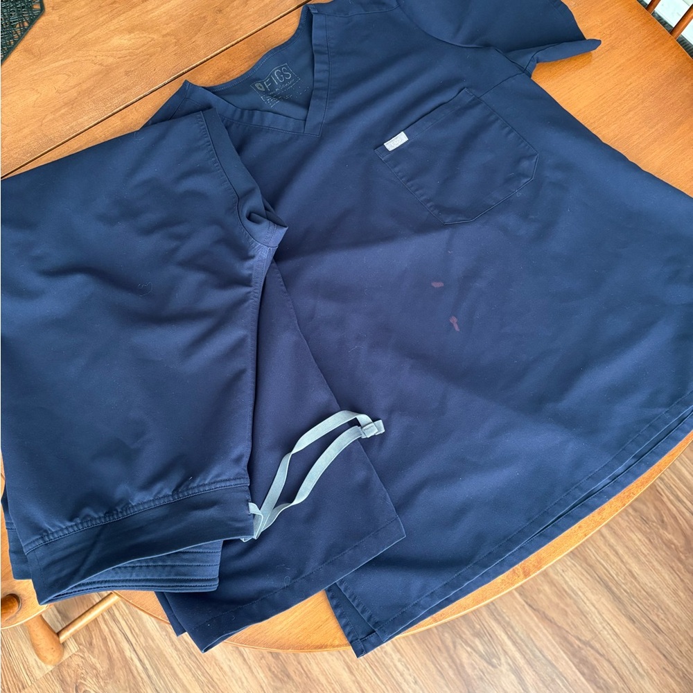 Figs Navy Blue Scrub Ensemble